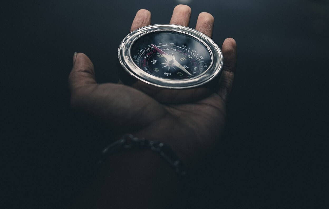 compass-road-navigation-1